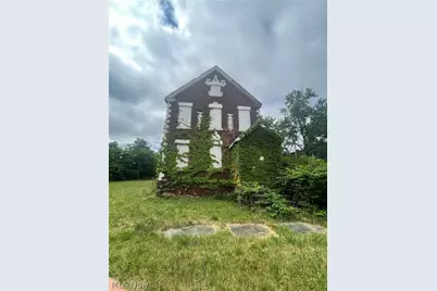 12808 Kinsman Road, Loveland, OH 44120 - Photo 1