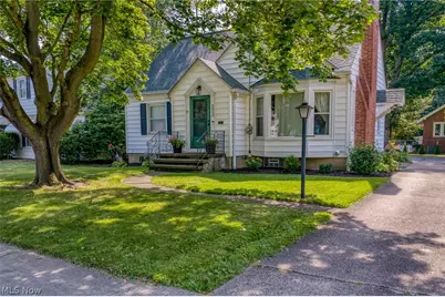 272 S Hawkins Avenue, Akron, OH 44313 - Photo 1