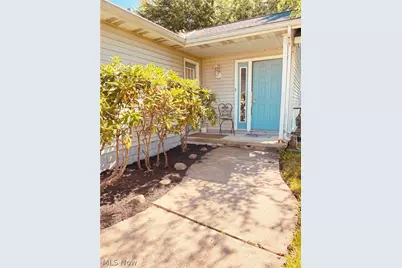 535 Greeenside Drive, Painesville, OH 44077 - Photo 1