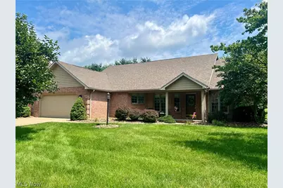 707 54th Street, Vienna, WV 26105 - Photo 1