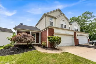 467 Canterbury Ln, Northfield, OH 44067 - Photo 1