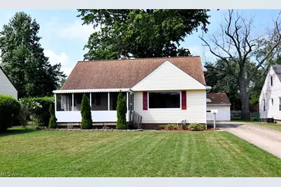 232 E 293rd Street, Willowick, OH 44095 - Photo 1