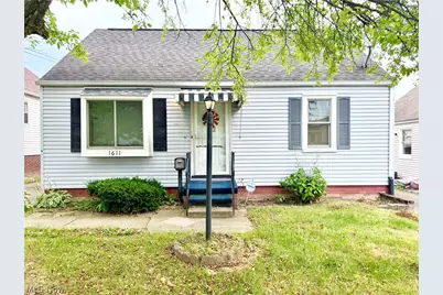 1611 27th Street NE, Canton, OH 44714 - Photo 1