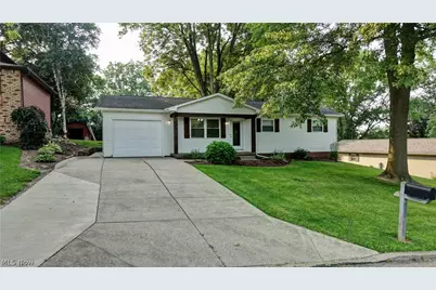 403 Engadine Court SW, Sugarcreek, OH 44681 - Photo 1