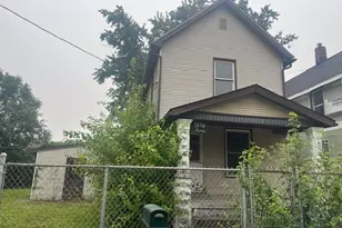 1304 17th St SW, Canton, OH 44706 - Photo 1