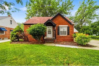 316 E 327th Street, Willowick, OH 44095 - Photo 1