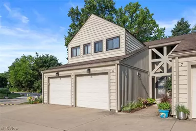 6 Landings Way, Avon Lake, OH 44012 - Photo 1