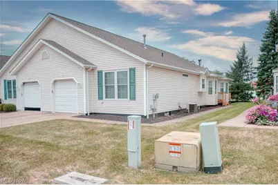 890 Lafayette Road #7, Medina, OH 44256 - Photo 1