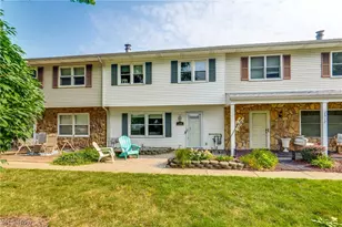2510 Williamsburg Dr, Uniontown, OH 44685 - Photo 1