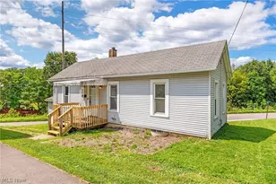 192 1st St NE, Barberton, OH 44203 - Photo 1