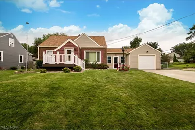 172 Davenport Avenue, Akron, OH 44312 - Photo 1