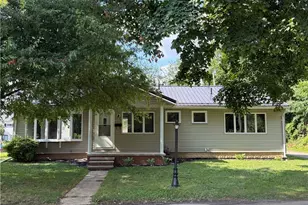 1104 Herbig Ave, Coshocton, OH 43812 - Photo 1
