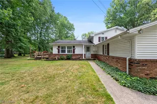 222 Kenwick Dr, Northfield, OH 44067 - Photo 1