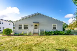2538 Royal County Down, Uniontown, OH 44685 - Photo 1