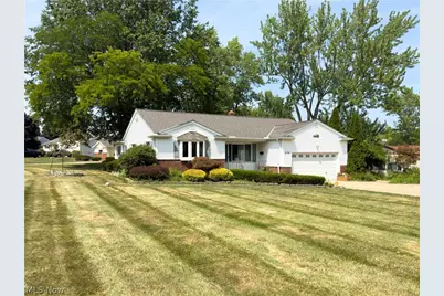 776 Cheriton Drive, Highland Heights, OH 44143 - Photo 1
