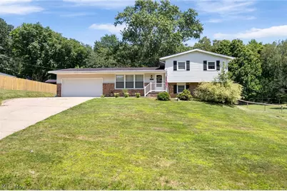 3112 Beaumont Avenue NW, Massillon, OH 44647 - Photo 1