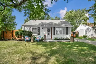 15742 Leigh Ellen Ave, Loveland, OH 44135 - Photo 1