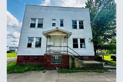 820 Richard Place NW, Canton, OH 44703 - Photo 1