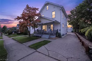 190 24th St NW, Barberton, OH 44203 - Photo 1