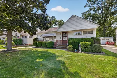 378 High Tee Street, Willowick, OH 44095 - Photo 1