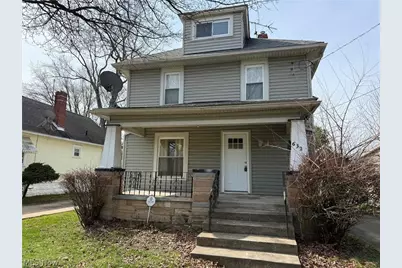 632 Roscoe Avenue, Akron, OH 44306 - Photo 1