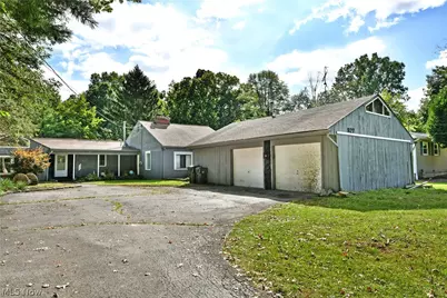 927 Howland Wilson Road SE, Warren, OH 44484 - Photo 1