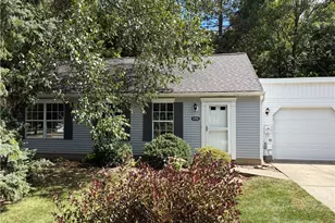 3352 Brookside Ln, Cuyahoga Falls, OH 44223 - Photo 1