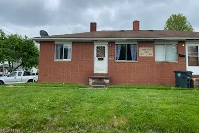 990 Bellevue Avenue, Akron, OH 44320 - Photo 1