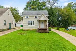 82 Henigan Ave, Barberton, OH 44203 - Photo 1