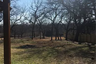 2257 Bolden Rd, Irving, TX 75060 - Photo 4