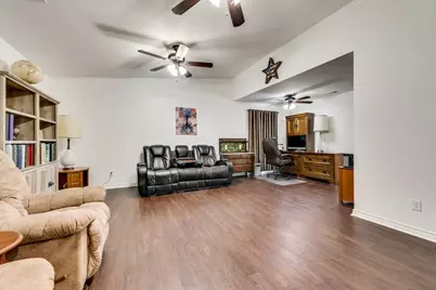 8302 Chesham Drive, Rowlett, TX 75088 - Photo 8