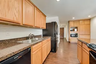 8302 Chesham Dr, Rowlett, TX 75088 - Photo 18