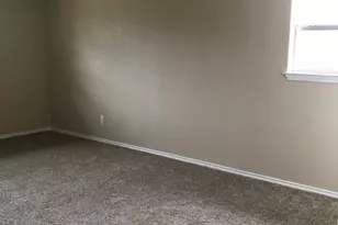 100 Donna St, Alvarado, TX 76009 - Photo 4