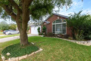 2209 Loon Lake Rd, Denton, TX 76210 - Photo 2
