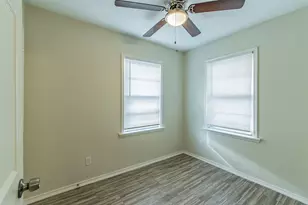 1006 Avenue C, Duncanville, TX 75137 - Photo 8
