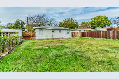 1006 Avenue C, Duncanville, TX 75137 - Photo 12