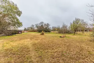 805 N Fullerton Avenue, Dawson, TX 76639 - Photo 38
