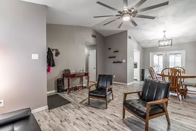 805 N Fullerton Avenue, Dawson, TX 76639 - Photo 10