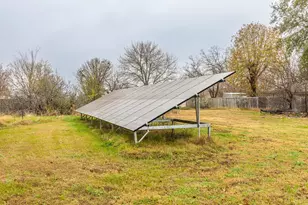 805 N Fullerton Avenue, Dawson, TX 76639 - Photo 34