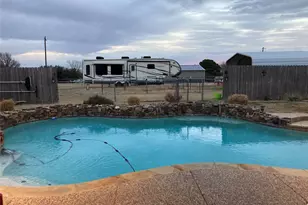349 Horseshoe Dr, Springtown, TX 76082 - Photo 12