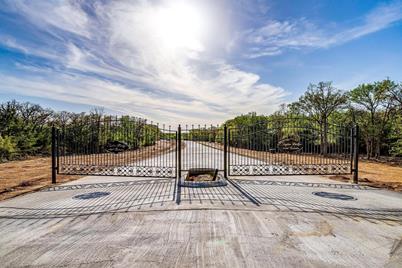 1608 Private Access 60200, Burleson, TX 76028 - Photo 1