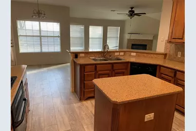11711 Corsicana Drive, Frisco, TX 75035 - Photo 8