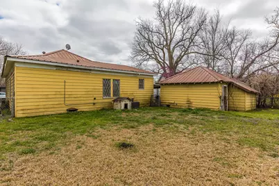 905 E McLennan Avenue, Mart, TX 76664 - Photo 26
