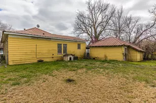 905 E McLennan Ave, Mart, TX 76664 - Photo 26