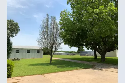 2140 Fm 2071, Gainesville, TX 76240 - Photo 28