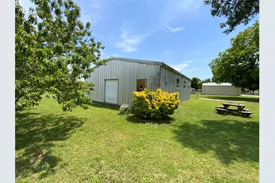 2140 Fm 2071, Gainesville, TX 76240 - Photo 2