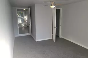 2410 E Overton Rd, Dallas, TX 75216 - Photo 12