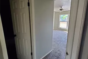 6016 Westridge Ln, Fort Worth, TX 76116 - Photo 12