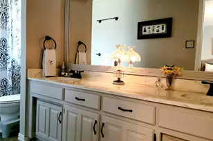 221 Lansford Dr, Benbrook, TX 76126 - Photo 14