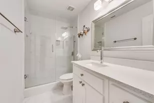 204 Fox Wood Dr, McKinney, TX 75071 - Photo 18